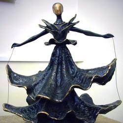 Далинианская танцовщица. 1975