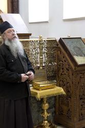 Игумен Пахомий - экскурсовод мужского монастыря