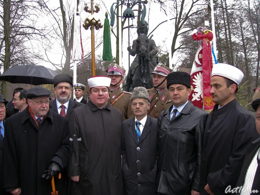 На церемонии открытия памятника «Татарин Речи Посполитой»
