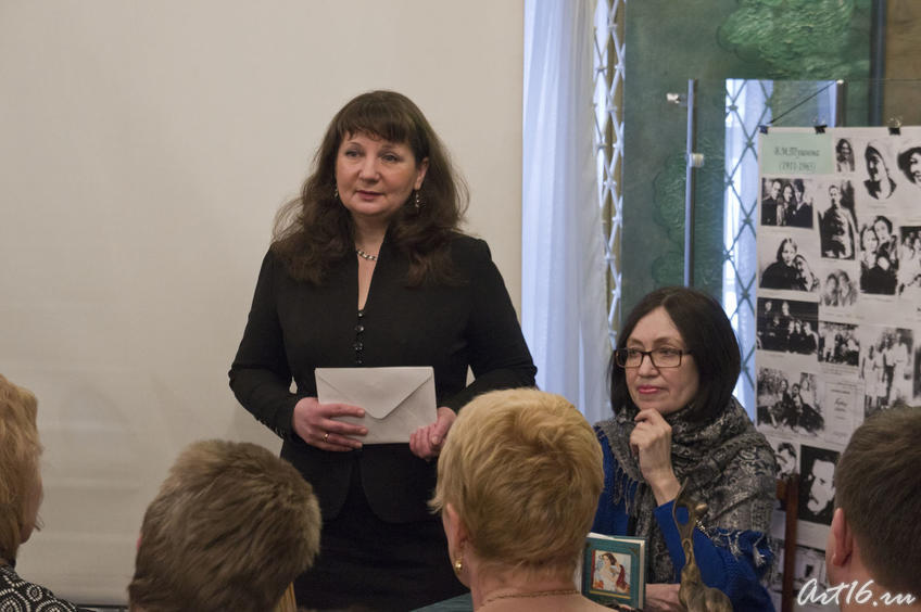 Елена Крайнова, Наиля Ахунова