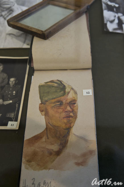 Зеркало и самодельный блокнот Куделькина В.И., 1941-1945