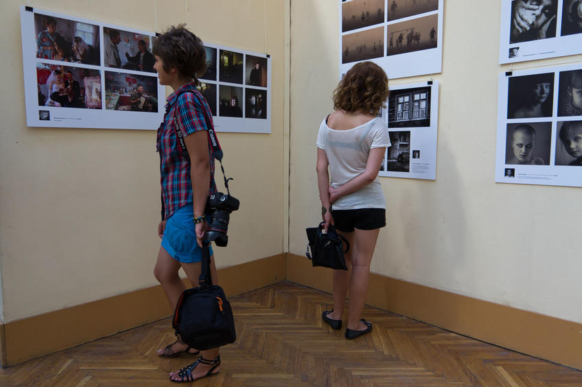 На конкурсной выставке Молодые фотографы России — 2011