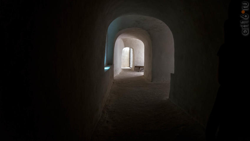 Фото №935132. Обводная галерея пещерного комплекса в Больших Дивах