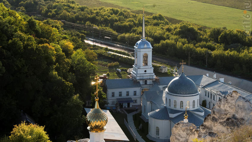 Фото №935637. Вид на Дивногорский Успенский мужской монастырь