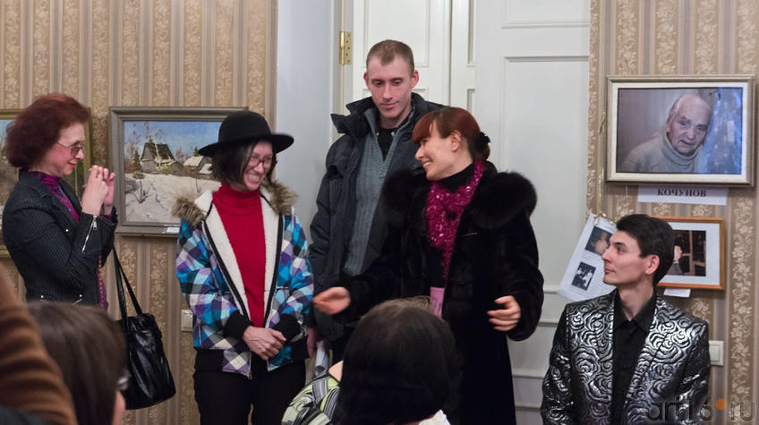Фото №96851. Наиля Ахунова и Дина Садыкова (в центре)