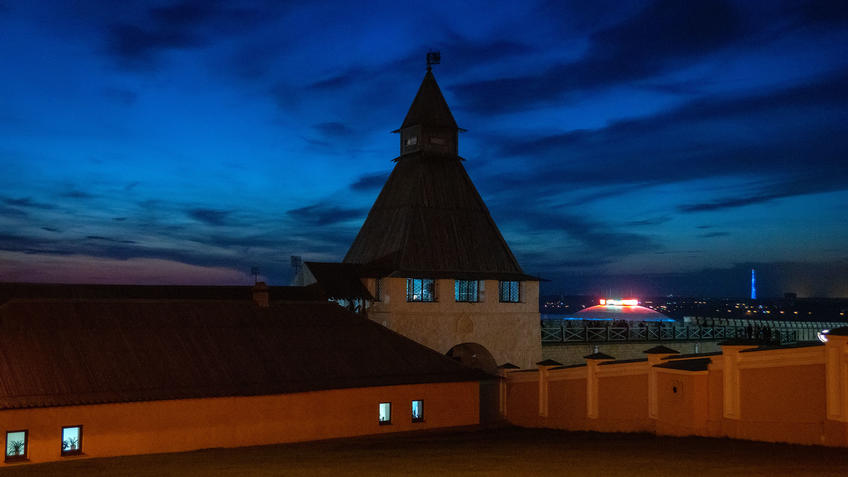 Фото №983141. Преображенская башня Казанского Кремля, Казань, ночь. октябрь 2020