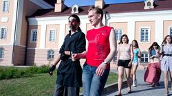 В Пушечном дворе