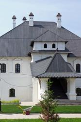 Архимадричий корпус мужского монастыря XVIII. Архитектурный ансабль Успенского монастыря