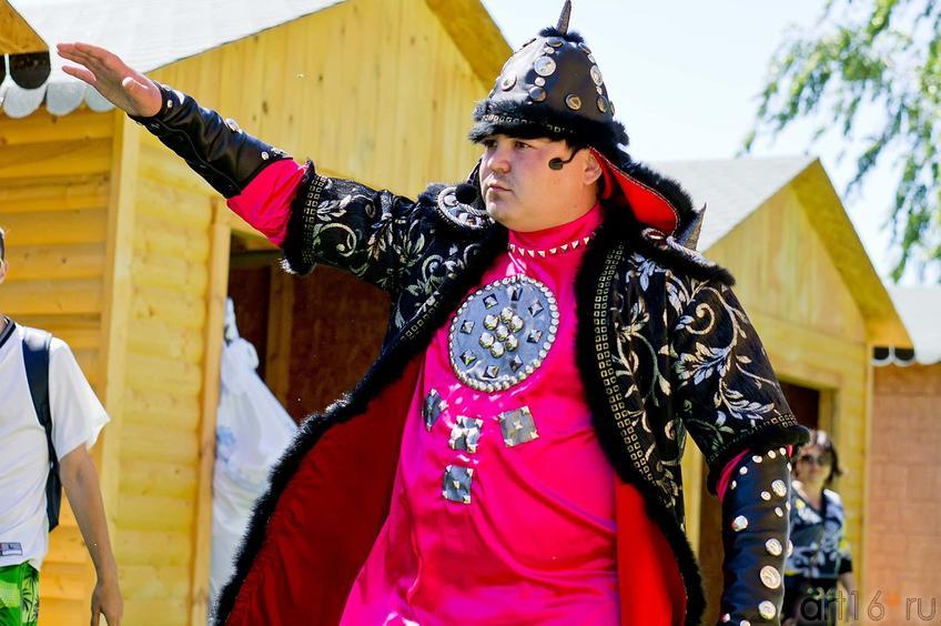 Сам Бибарс::Бибарс-сарай