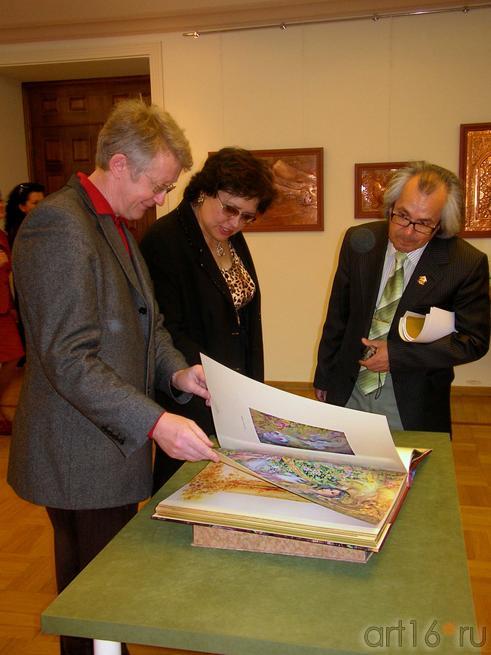 Иранские книги::Открытие выставки. Искусство Ирана
