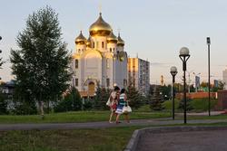 Храм иконы Казанской Божьей Матери. Альметьевск, пр. Строителей