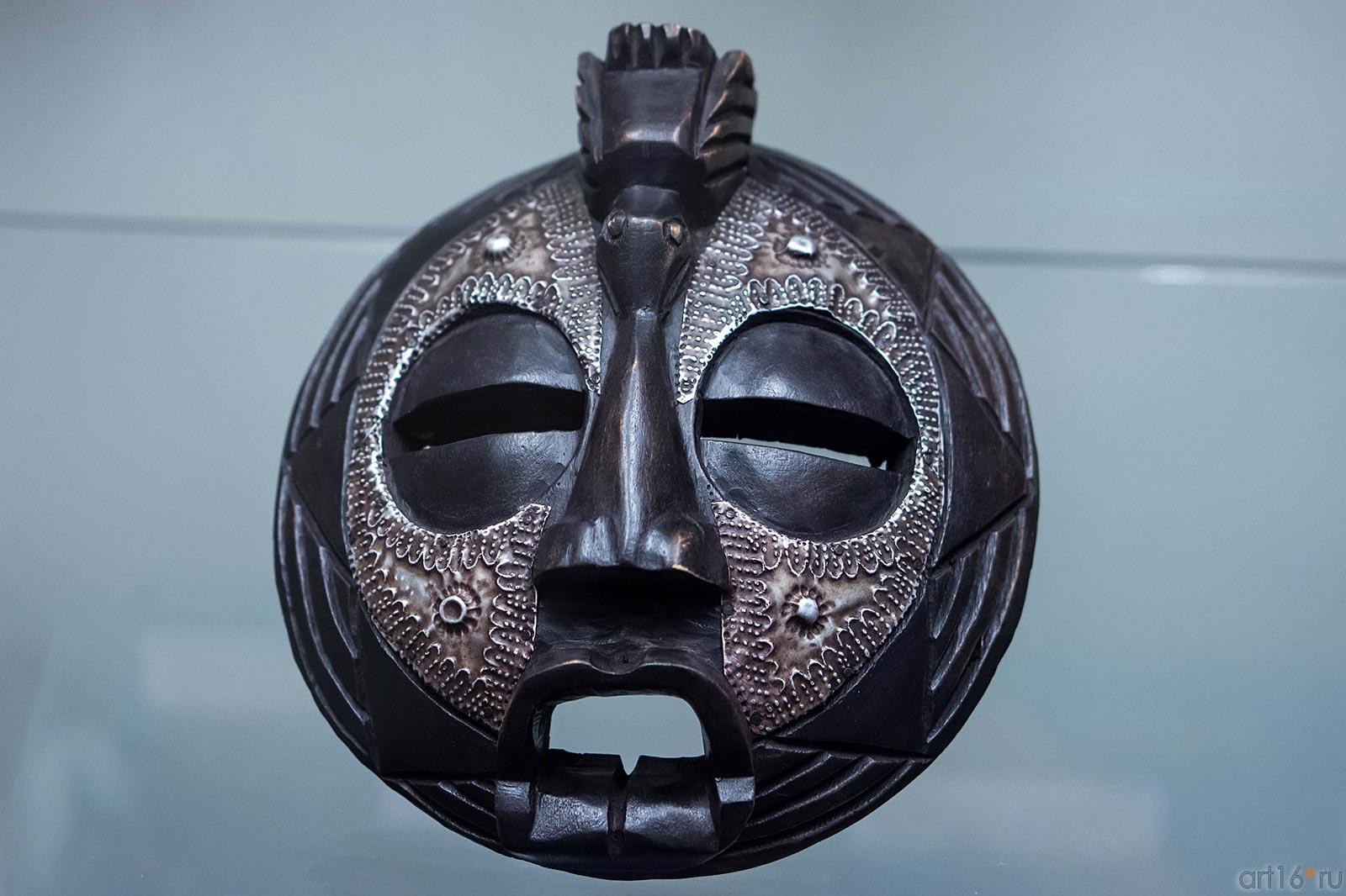 Маска сувенирная. Гана, 2007::Путешествие вокруг Света