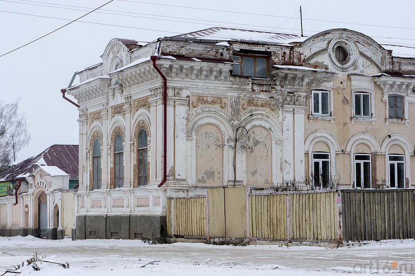 Дома татарстан. Усадьба купца Шашина в Чистополе. Чистополь ул.Нариманова, 44 усадьба купца п.м. Шашина. Исторические здания Чистополя. Старинный Чистополь Купеческий.