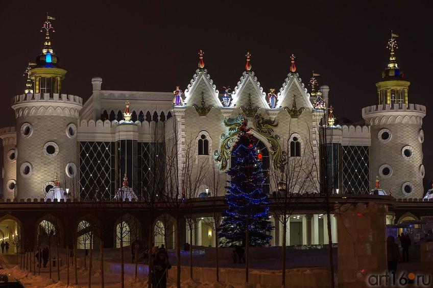 г. Казань, здание кукольного театра «Экият»::"Старый новый год" , прогулка по Казани