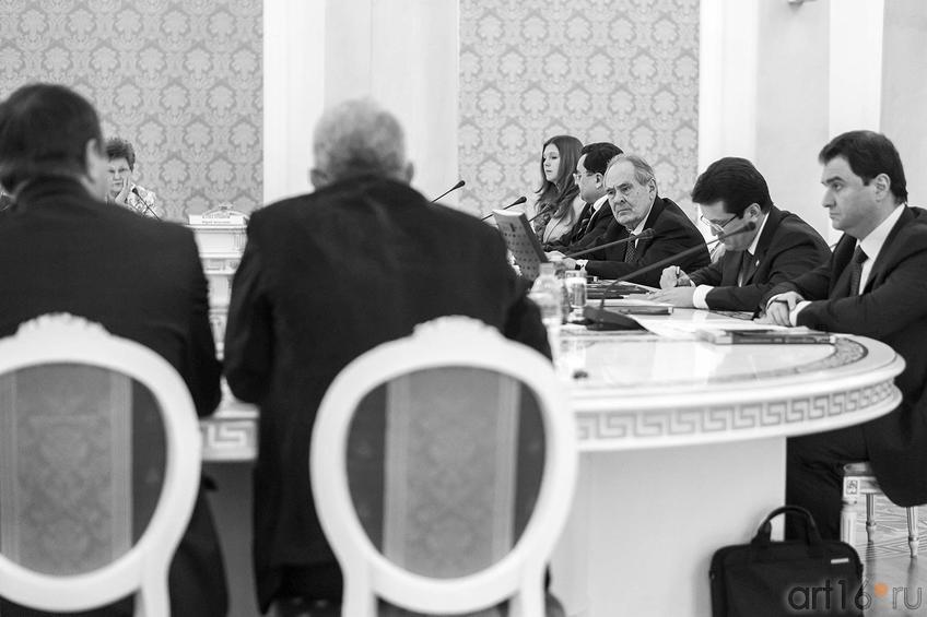 За круглым столом: О.Балтусова, А.Семин, М.Шаймиев, И. Метшин::Научно-практическая конференция ASG