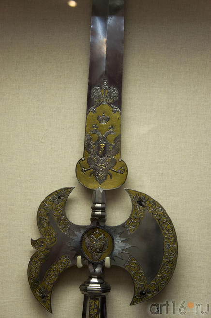 Алебарда, Россия, Тула. 1761::Художественное оружие из собрания Государственного Эрмитажа