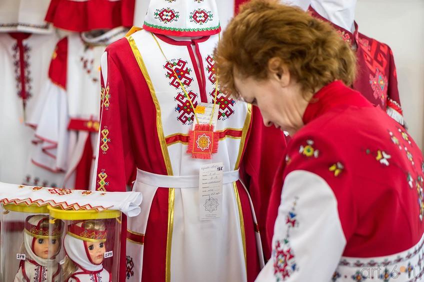 Фирма художественных промыслов Паха Тере (п. Кугеси)::Арт-галерея 2013 на Казанской ярмарке