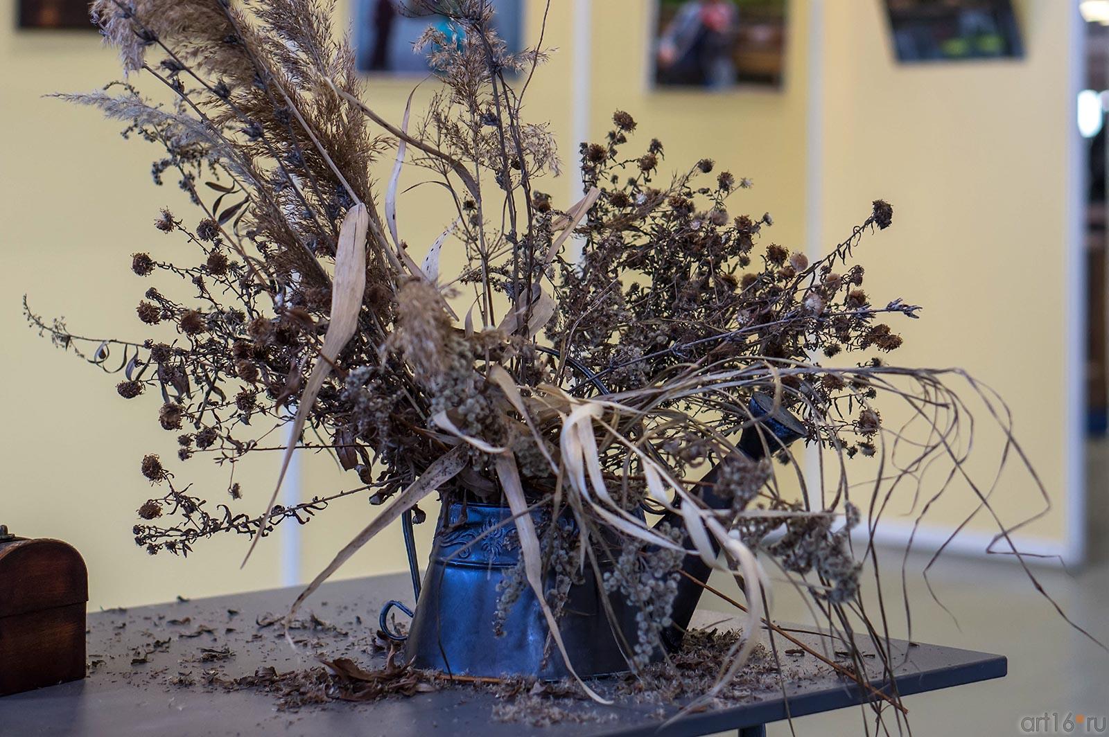 Букет сухоцвета, собранный К.Матвиенко на Казанской ярмарке::Арт-галерея 2013, на Казанской ярмарке ( ч.2)