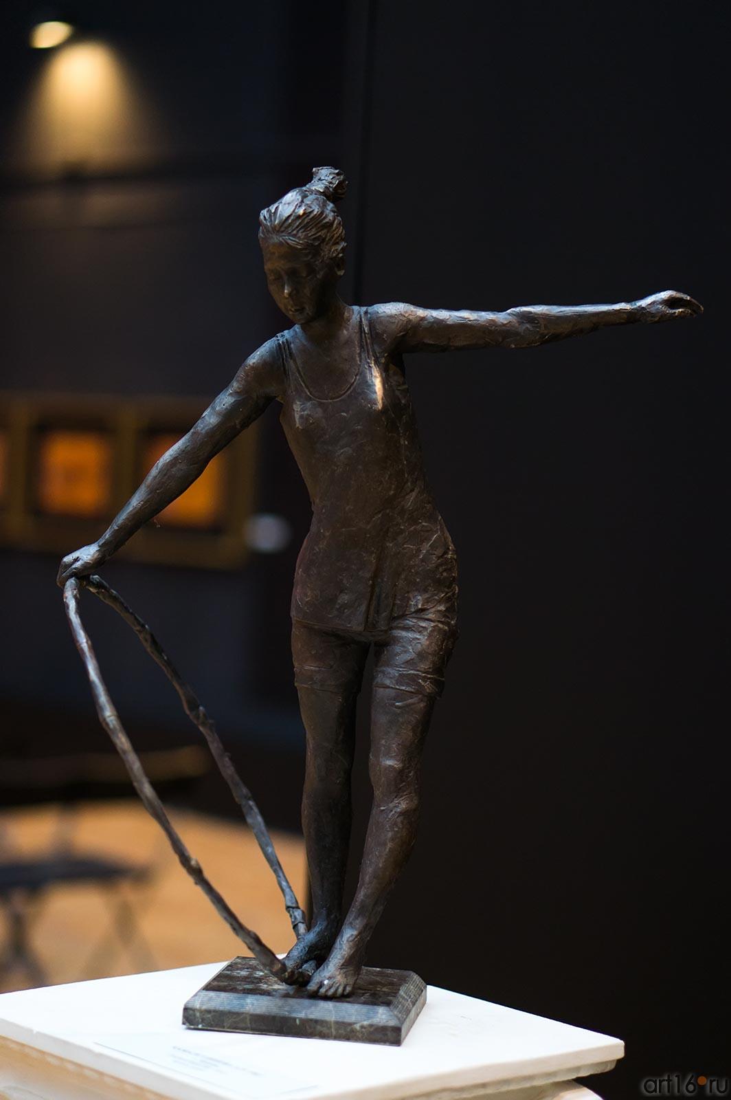 Равновесие, 2012::Выставка, посвященная Всемирной Универсиаде в Казани и Зимним Олимпийским играм в Сочи