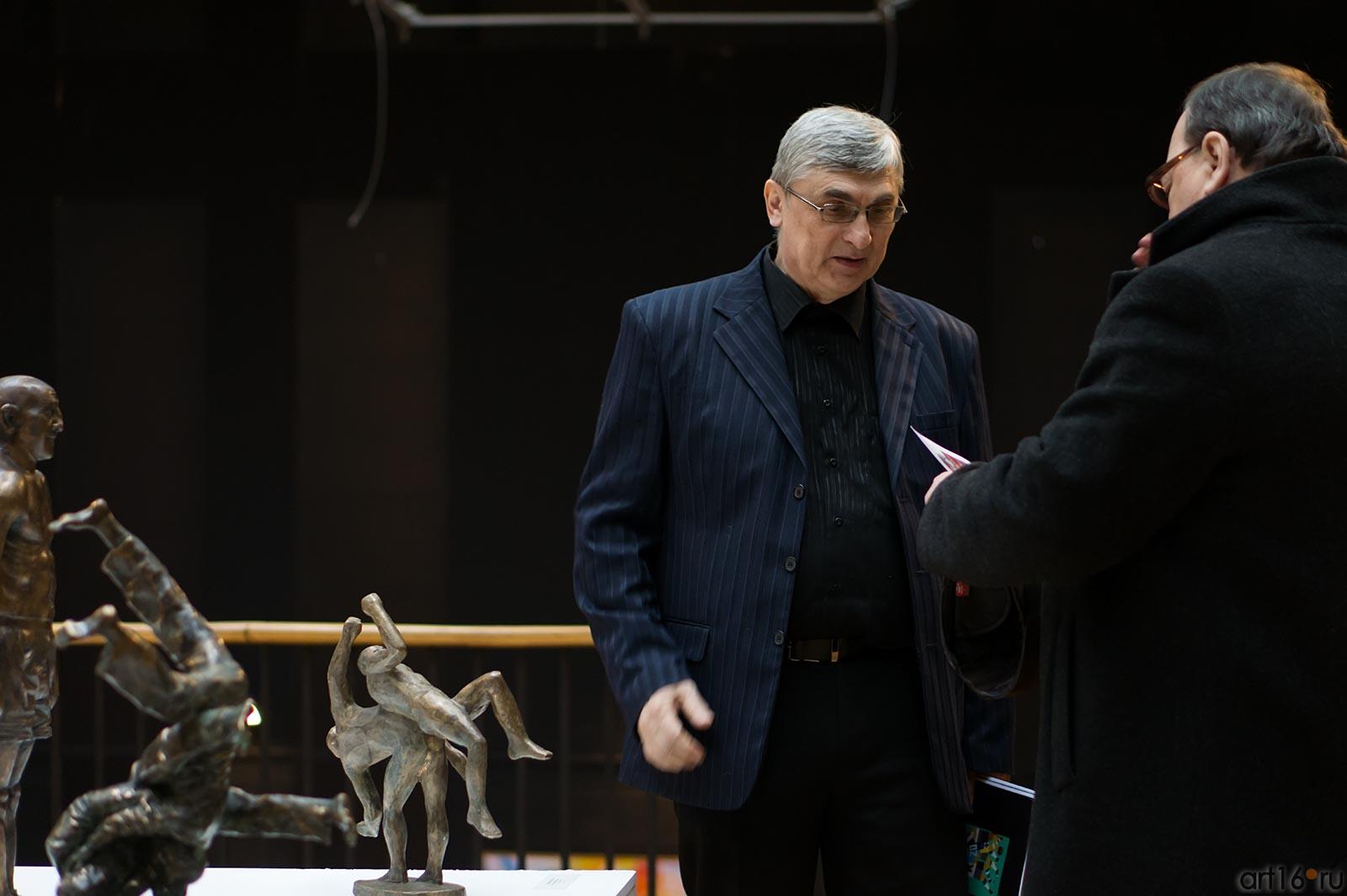 Ильгизар Самакаев::Выставка, посвященная Всемирной Универсиаде в Казани и Зимним Олимпийским играм в Сочи