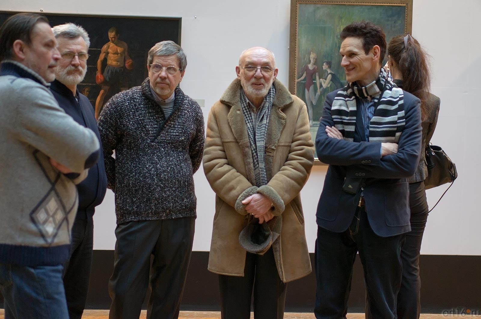 Артамонов, Лопаткин, Крылов, Выборнов, Вагапов::Выставка, посвященная Всемирной Универсиаде в Казани и Зимним Олимпийским играм в Сочи