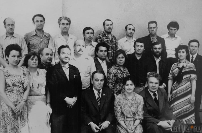 Фото №144552. Фотография из Архива. Ф. Хасьянова в центре, в первом ряду