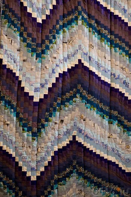 Одеяло «Северное сияние», фрагмент::Н. Л. Кузнецова «Текстильный вернисаж»