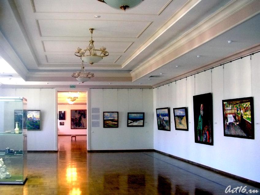 Выставочный зал (3-ий этаж)::Казанская художественная школа