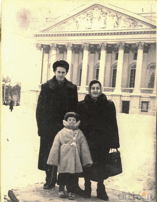 С женой и дочкой::Прокопьев. Архивные фото