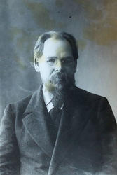 Марк Тимофеевич Елизаров, 1913, г. Омск