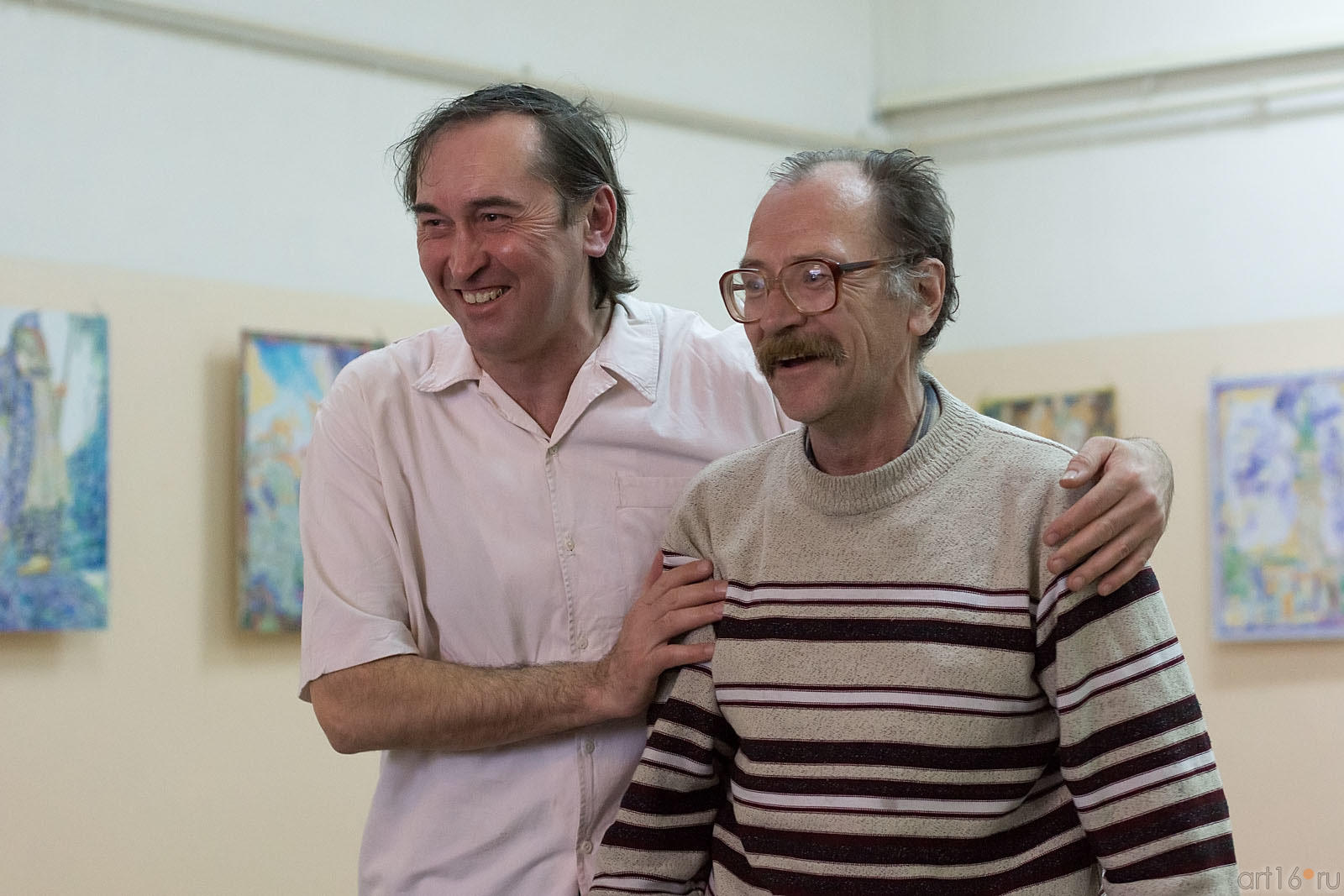 Анвар Сайфутдинов, Ильдус Азимов::Анвар Сайфутдинов. Выставка в редакции «Шахри Казан»