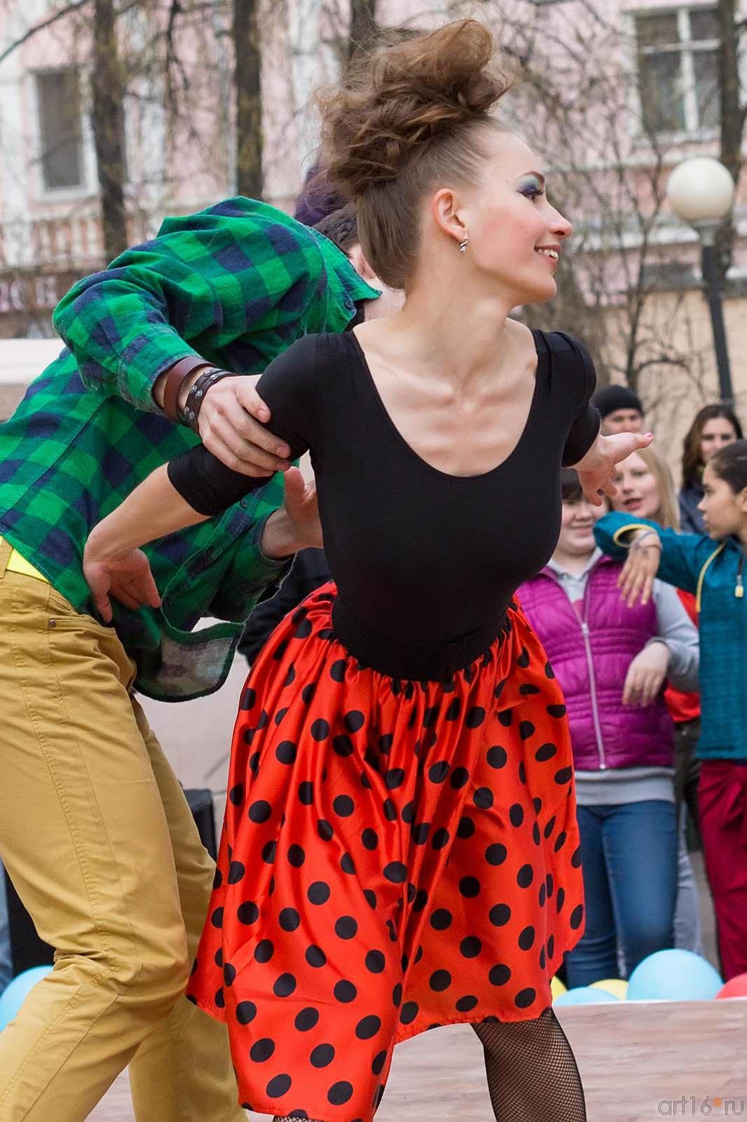 ::День танца в Усадьбе Сандецкого. Казань 2013