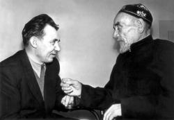 Абдурахман Абсалямов с отцом Газинура Гафиатуллина, 1956