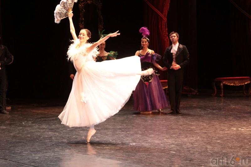 ::Дама с камелиями