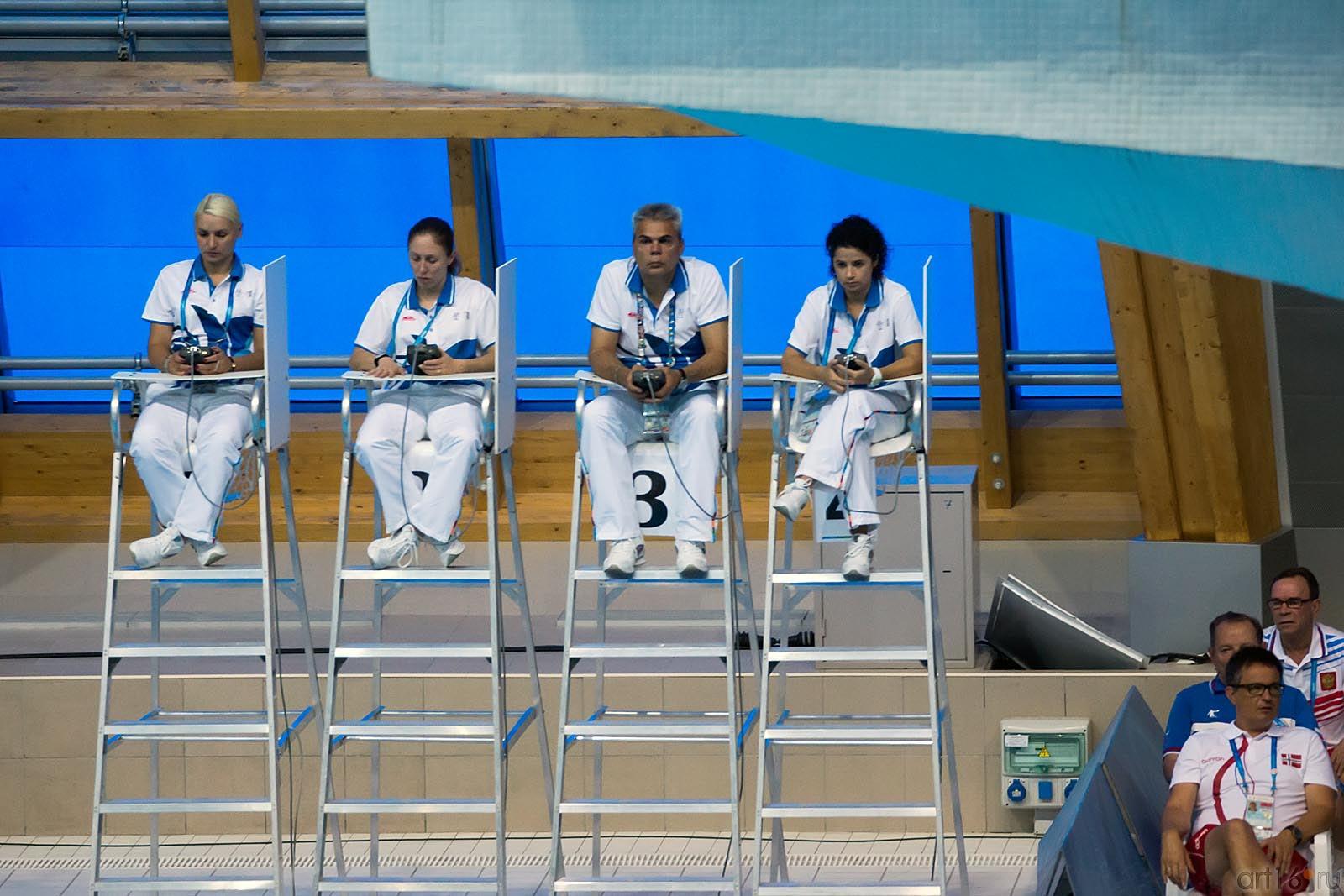 Судьи соревнований по прыжкам с вышки. Универсиада'13::10.07.2013 Универсиада Казань. Прыжки в воду