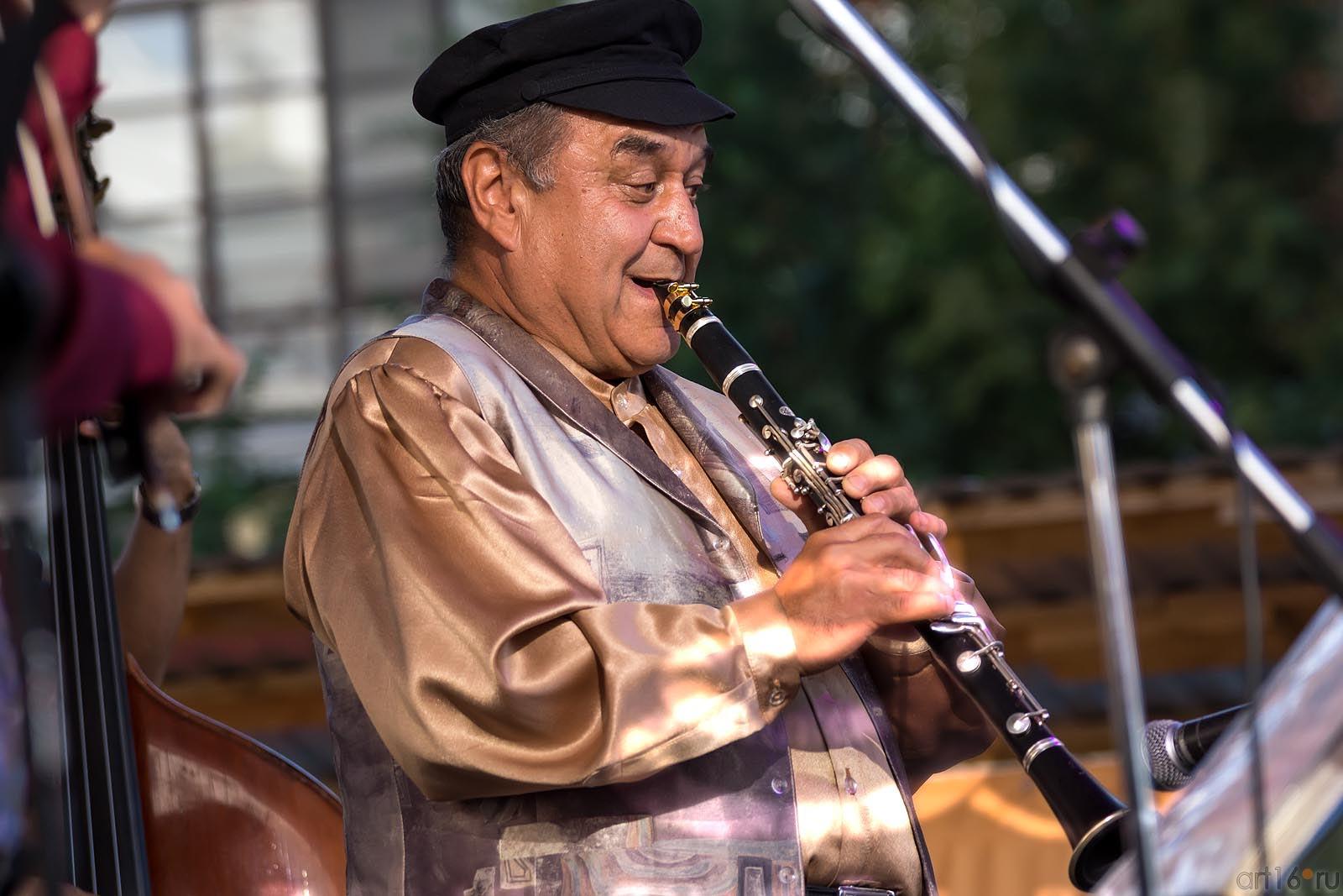 Ансабль  клезмерской музыки ʺСимхаʺ::II Международный фестиваль еврейской музыки. Казань 2013