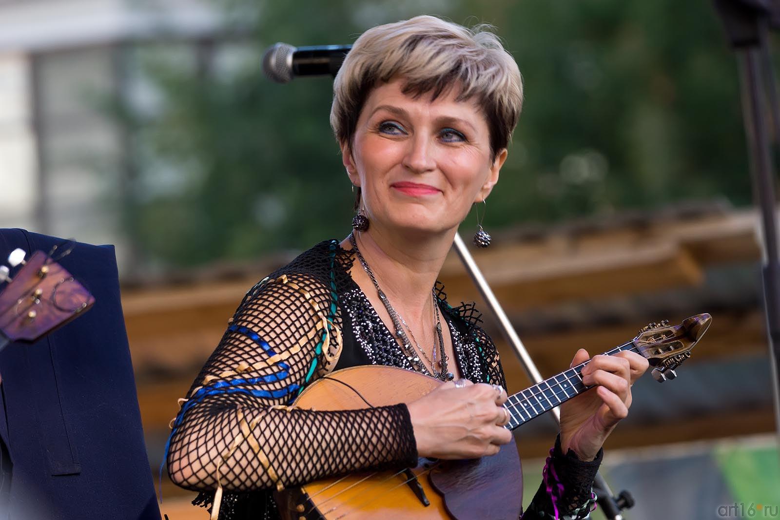 Светлана Соловей. Ансамбль ʺИзумрудʺ (Екатеринбург)::II Международный фестиваль еврейской музыки. Казань 2013