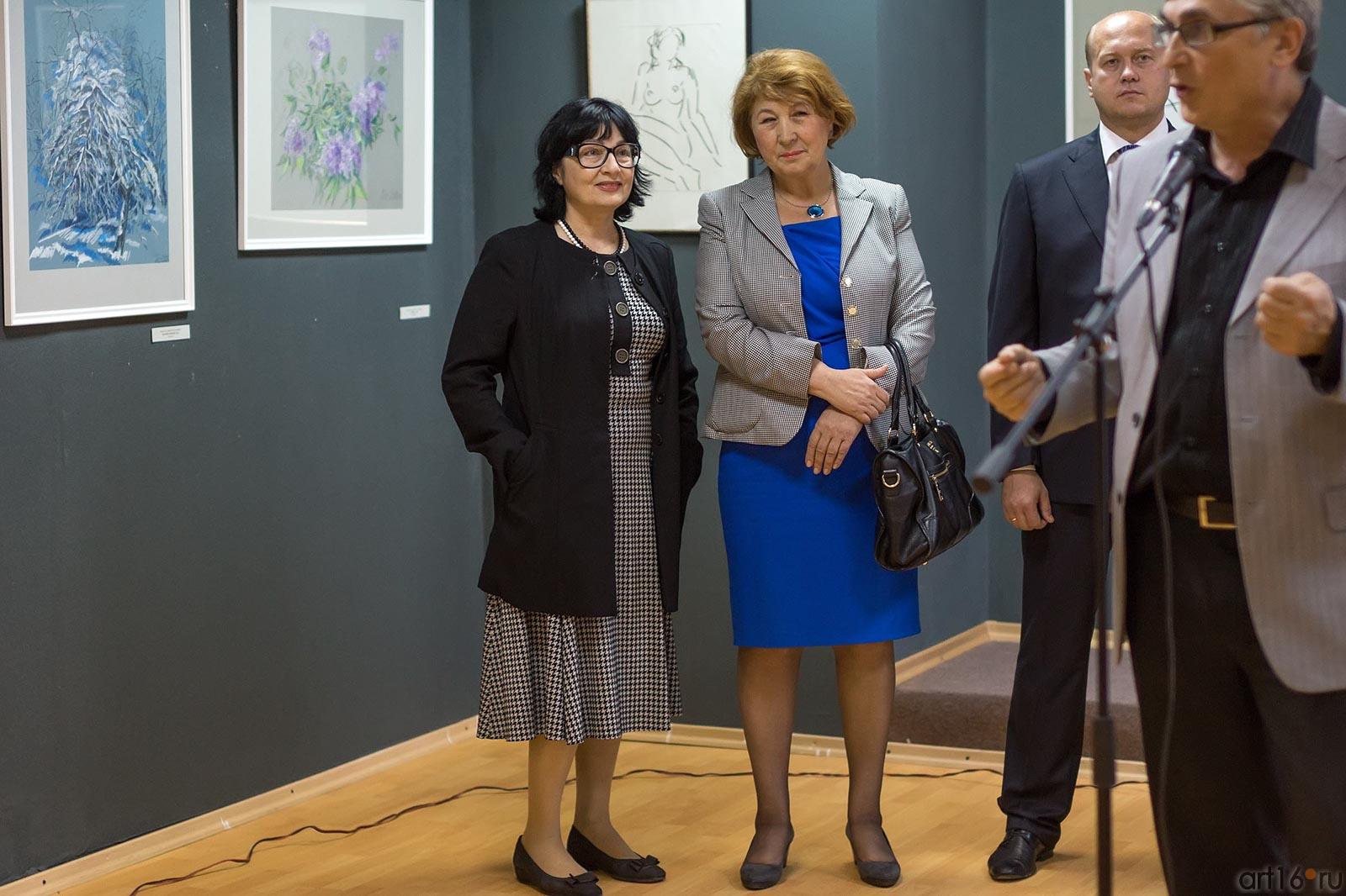 ::Открытие персональной выставки Андрея Бодрова