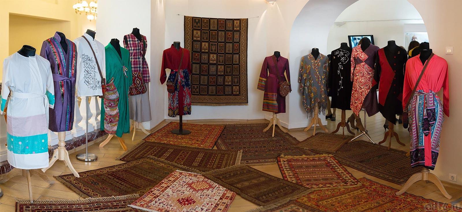 Коллекция иранской одежды::Выставка «Неделя дружбы женщин Ирана и Татарстана»