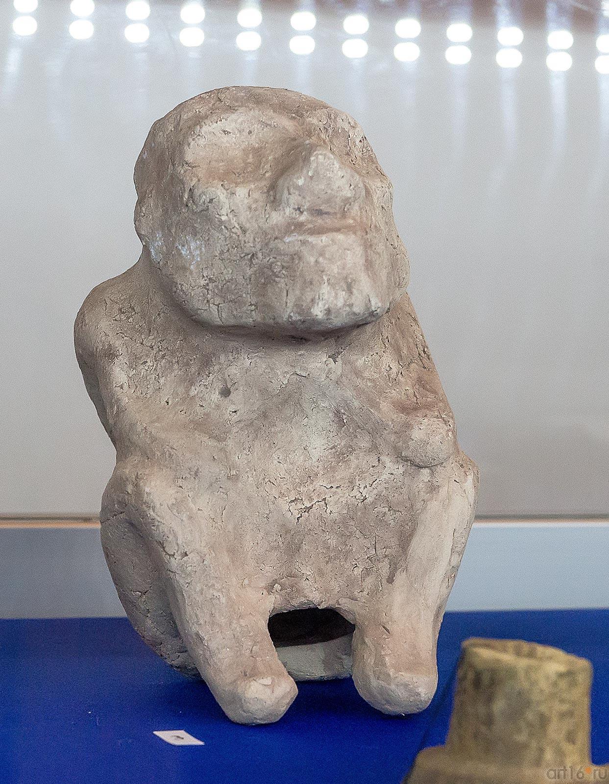 Скульптура ʺЧеловек, смотрящий в небоʺXXI-XVII вв.до н.э.::Аркаим