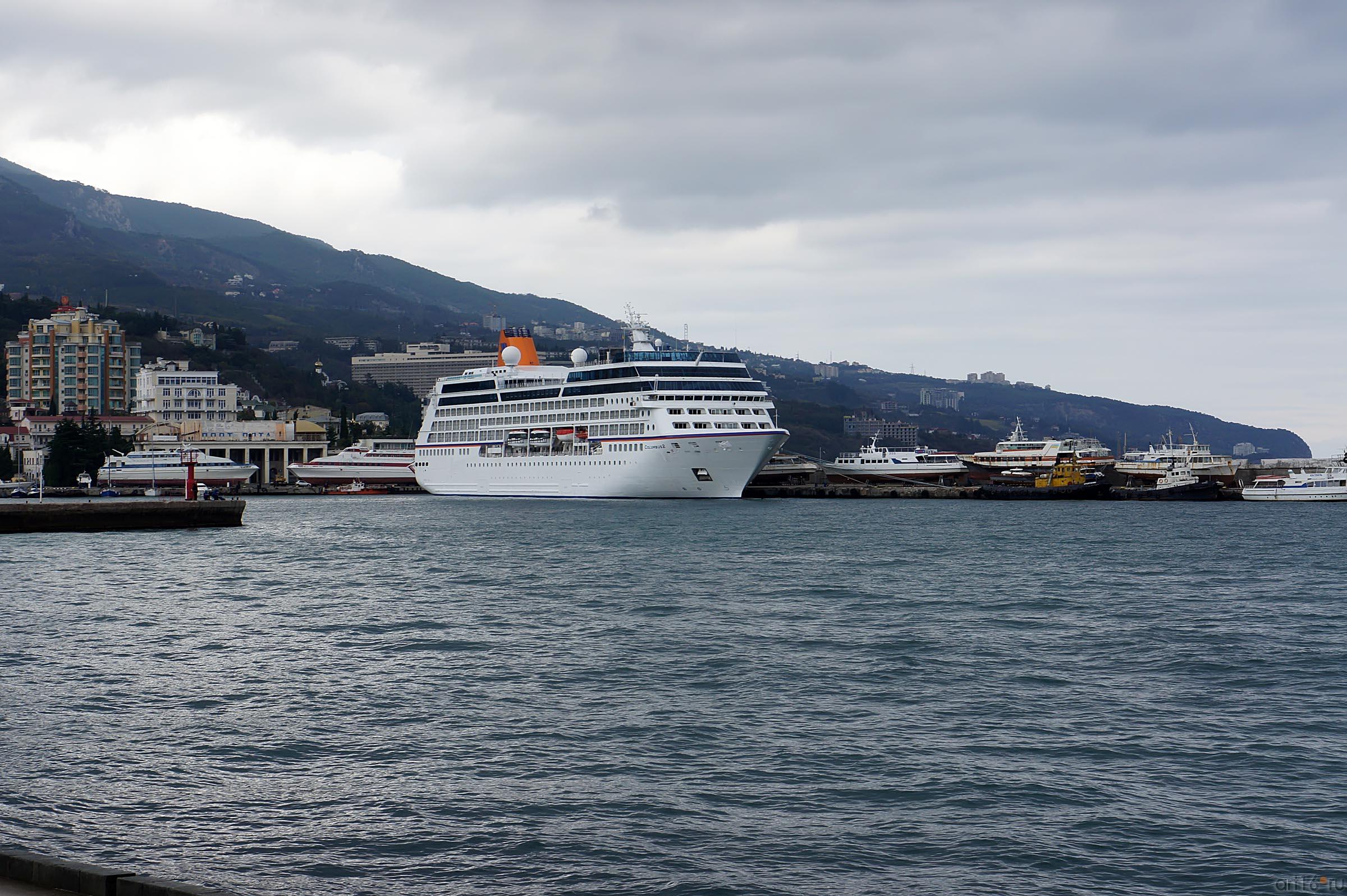 Ялта. Море. Корабли::Ялта