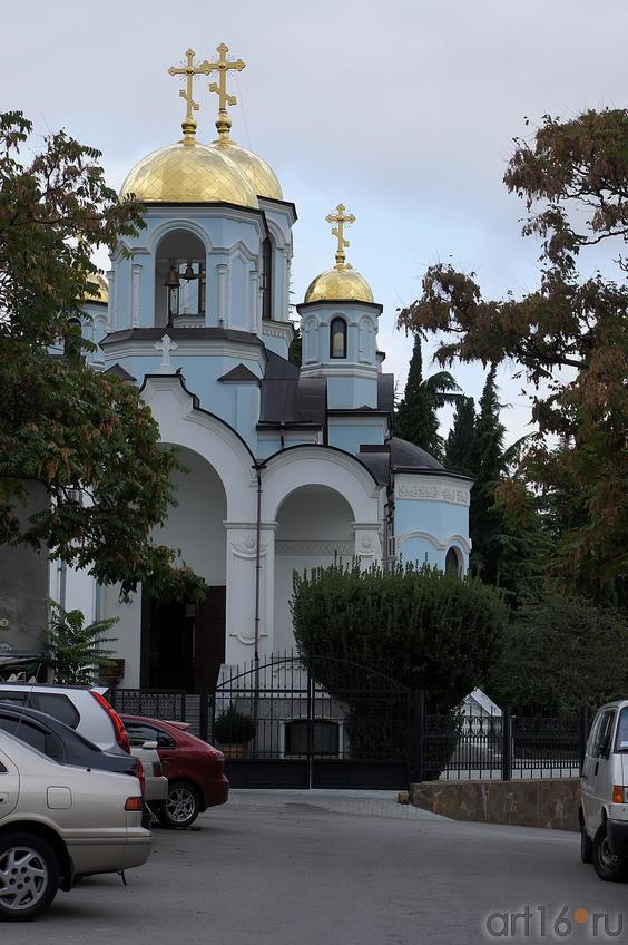 Храм Успения Пресвятой Богородицы пгт. Гурзуф ::Гурзуф