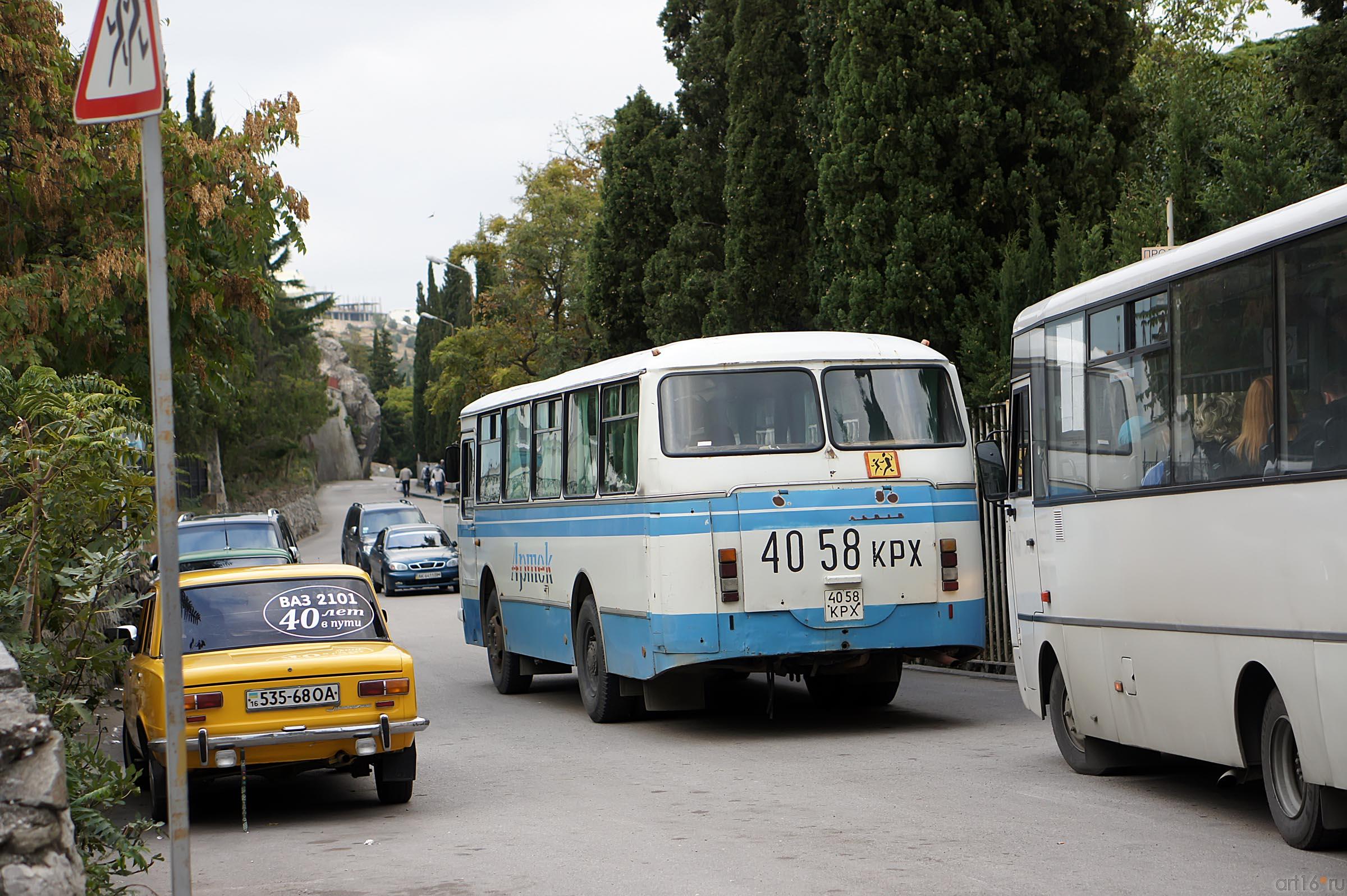 Автобусная станция Гурзуфа::Гурзуф