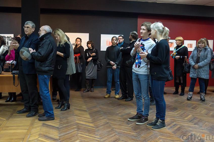 На открытии « II Казанской международной биеннале печатной графики»::2-я биеннале печатной графики