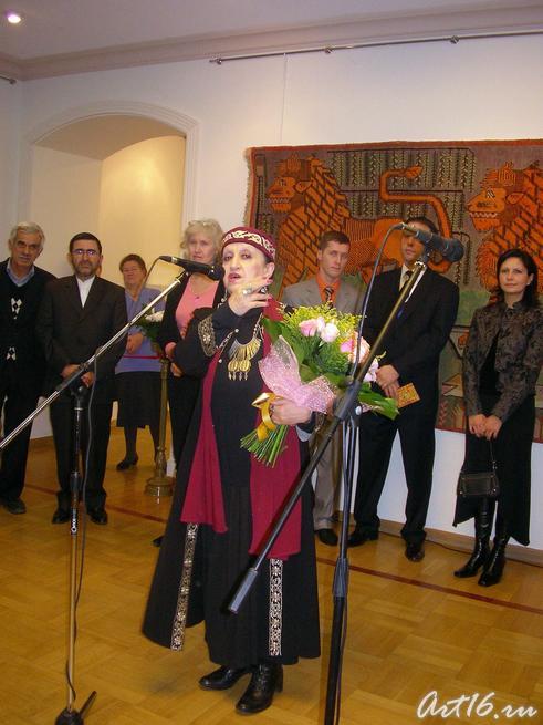 Татьяна Метакса::«Изобразительные ковры и каламкары мусульманского Востока»