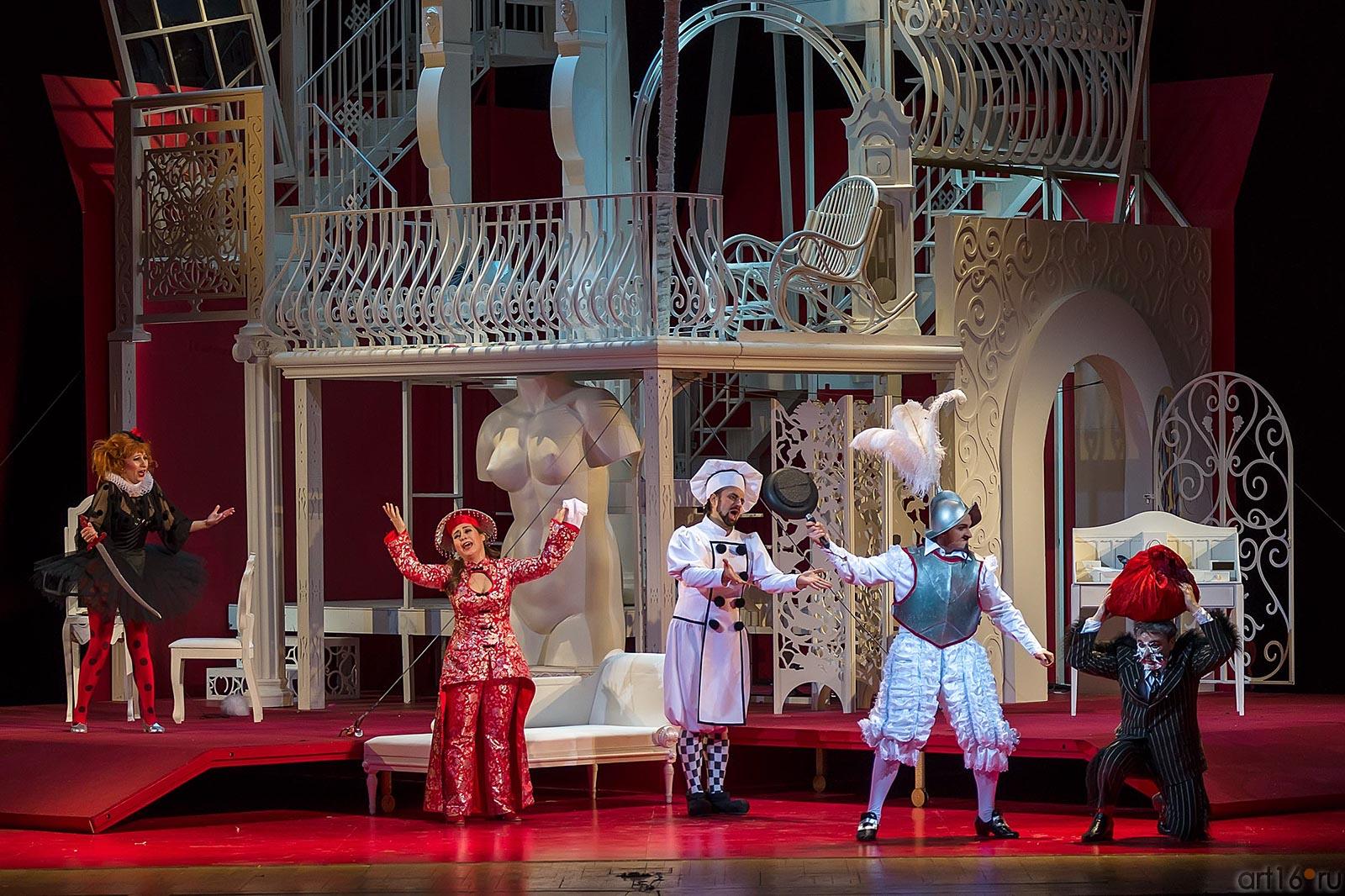 Граф: ʺ Нет, я его разрублю пополам!ʺ::Джоаккино Россини «Севильский цирюльник»