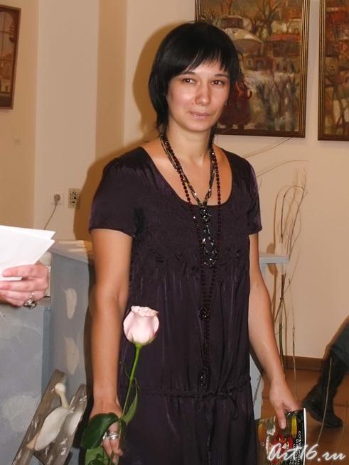Елена Ермолина с розой::«Уходящая натура»