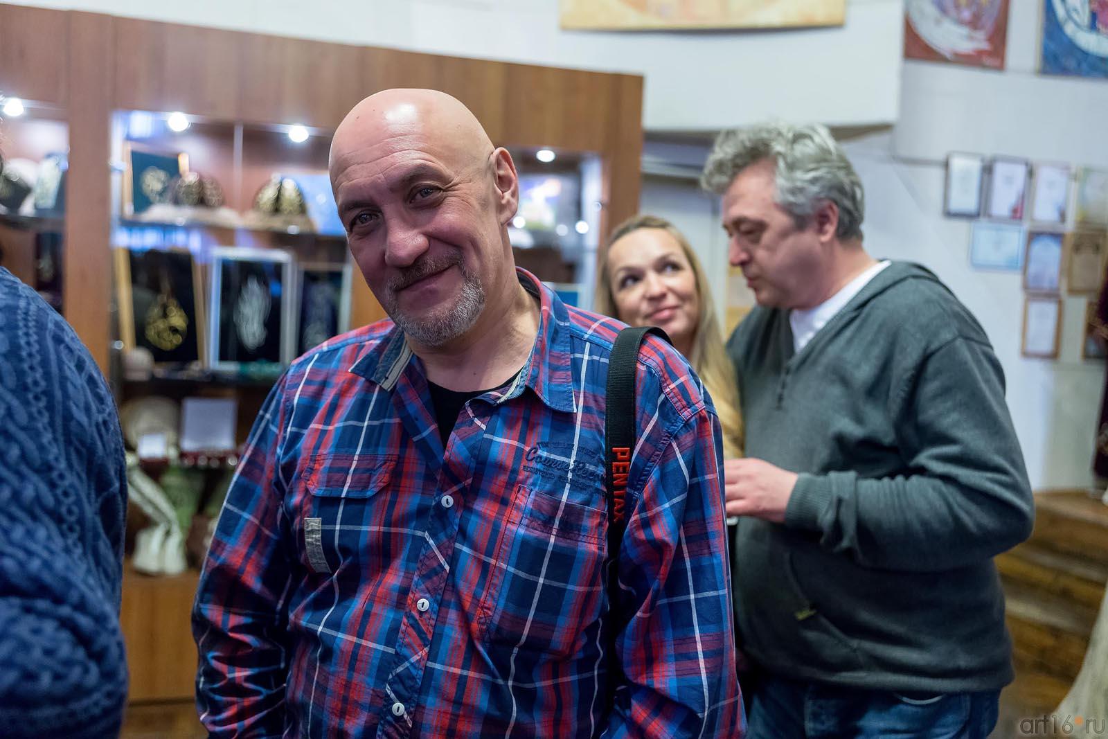 ::Виктор Тимофеев. Живопись в рамках