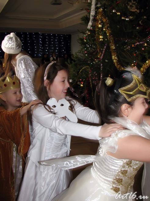 Развесёлый хоровод::Эрмитажная Ёлка 2008/2009