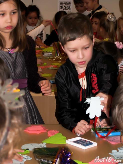 Эта игрушка мне наиболее симпатична::Эрмитажная Ёлка 2008/2009